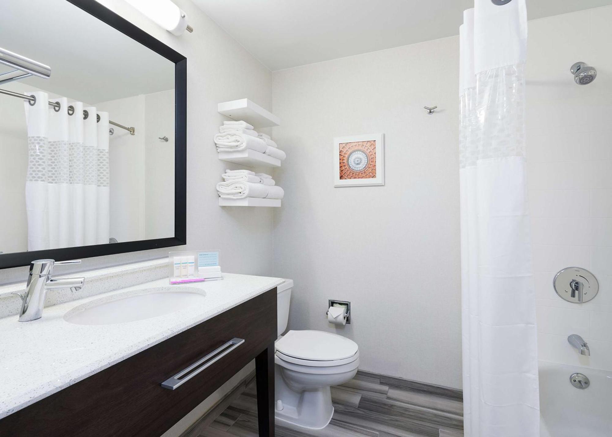 Hampton Inn Pittsburgh University Medical Center מראה חיצוני תמונה