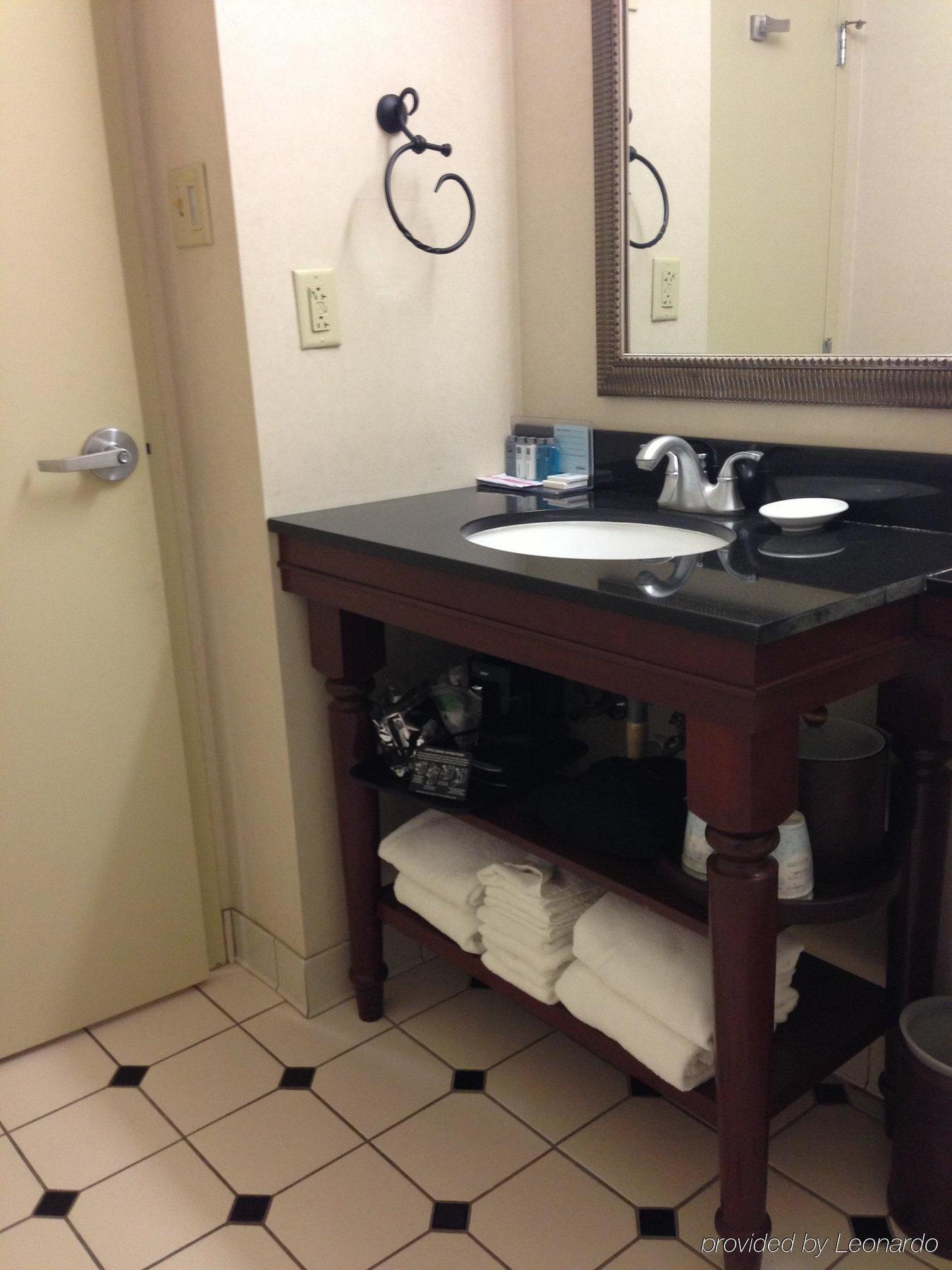 Hampton Inn Pittsburgh University Medical Center מראה חיצוני תמונה